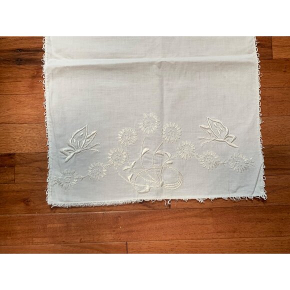 Hand-Embroidered White Linen Table Runner With Floral & Butterfly Design 42x16 - Picture 5 of 9